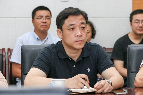 天辰娱乐党委书记蒋韬.jpg