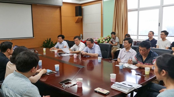 大会现场.jpg