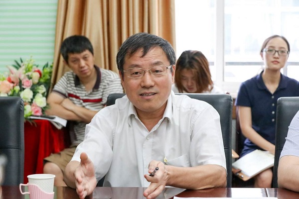 党委书记武贵龙.jpg